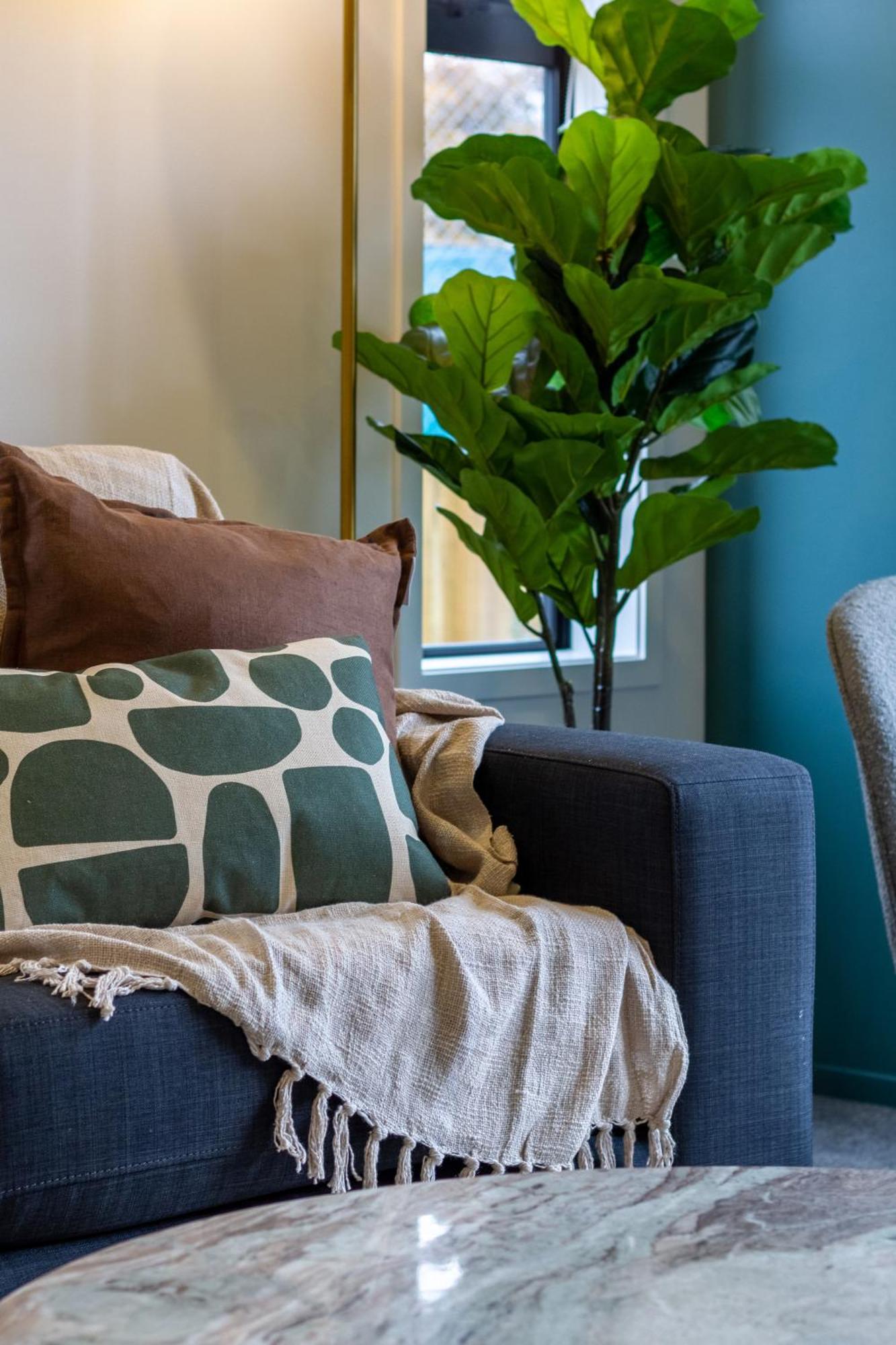 Serene Living 2 Bed With Carpark Christchurch Exterior foto